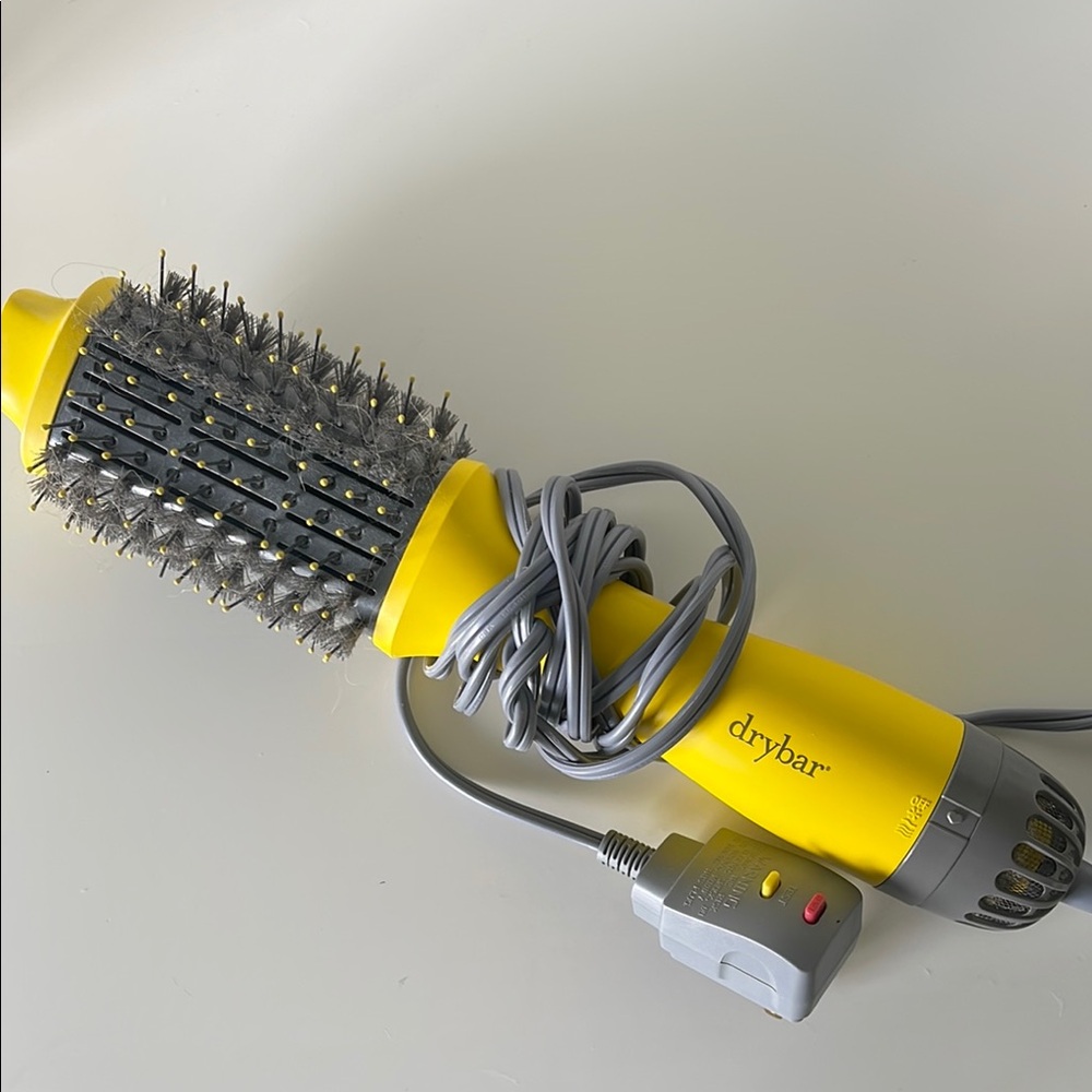 Drybar Single Shot Blow Dryer Brush